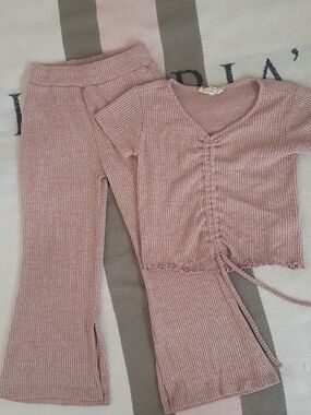Jessica Simpson Pink Ribbed Two-Piece Matching Set